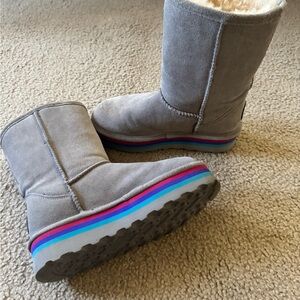 BearPaw Cream Fleece Lined Footwear